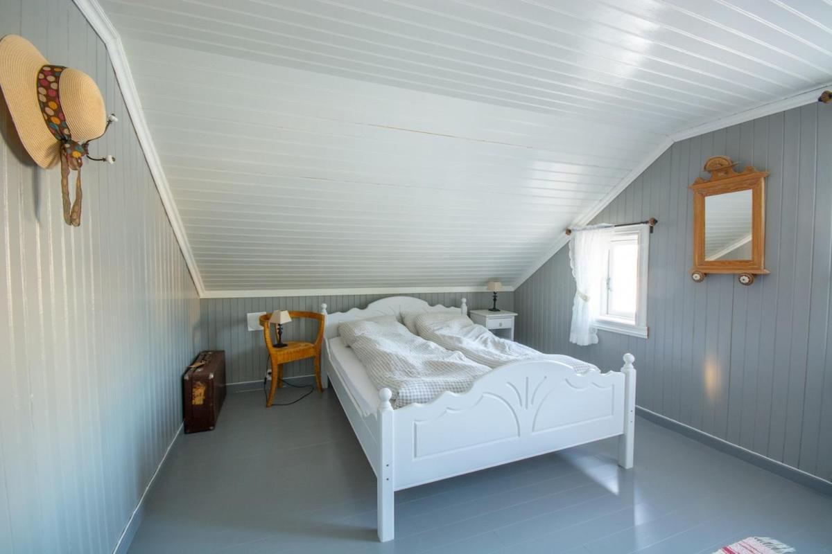 Nostalgiske Halsebostua Holiday home Harstad