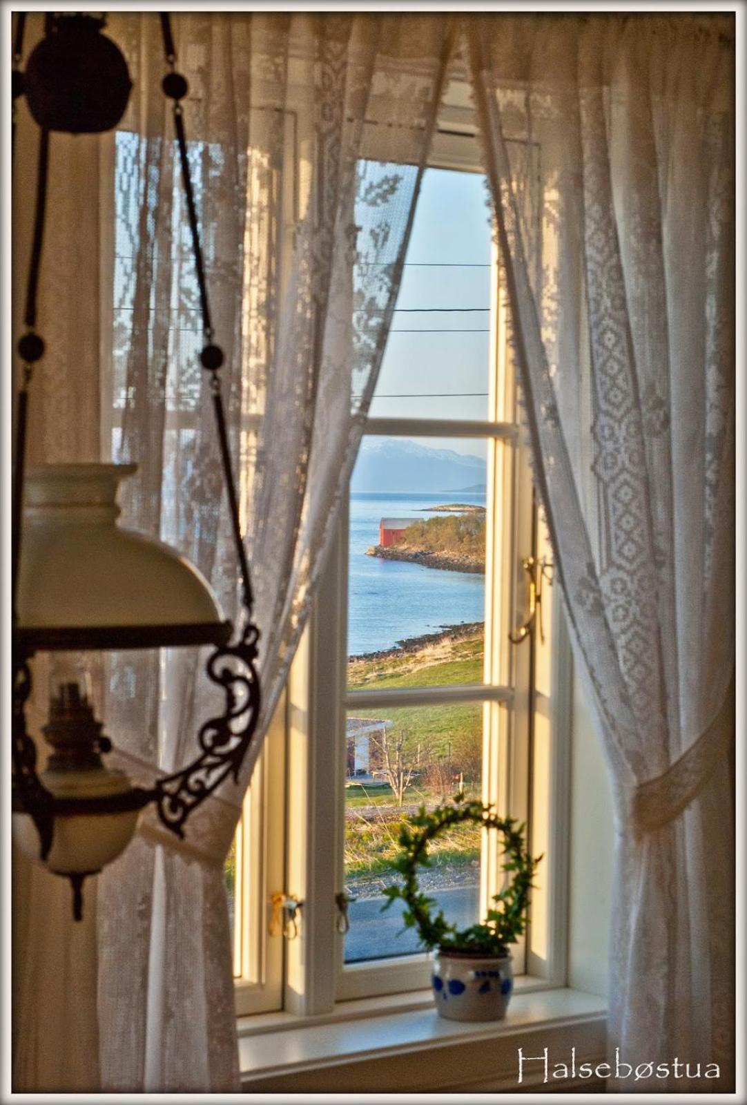 Holiday home Nostalgiske Halsebostua *